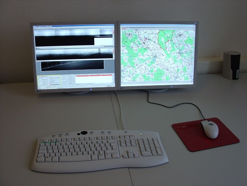 Computeranzeige Waldbrandüberwachung